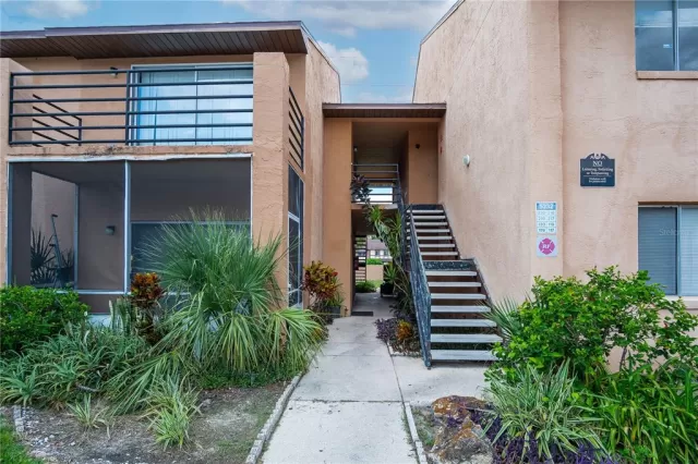 MLS: O6131500 Condo For Sale