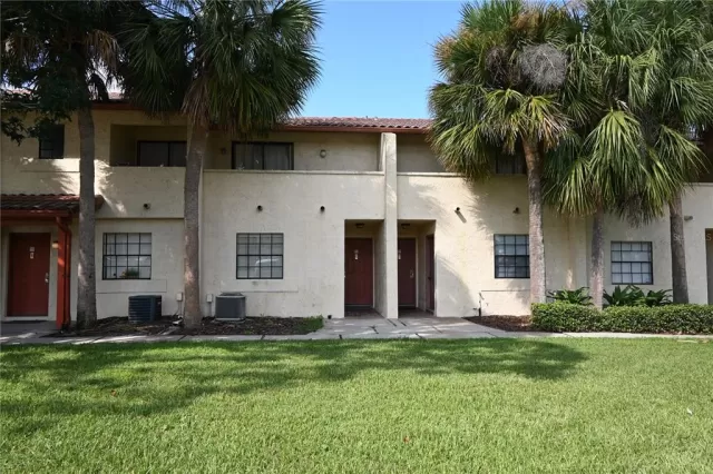 MLS: O6131828 Condo For Sale