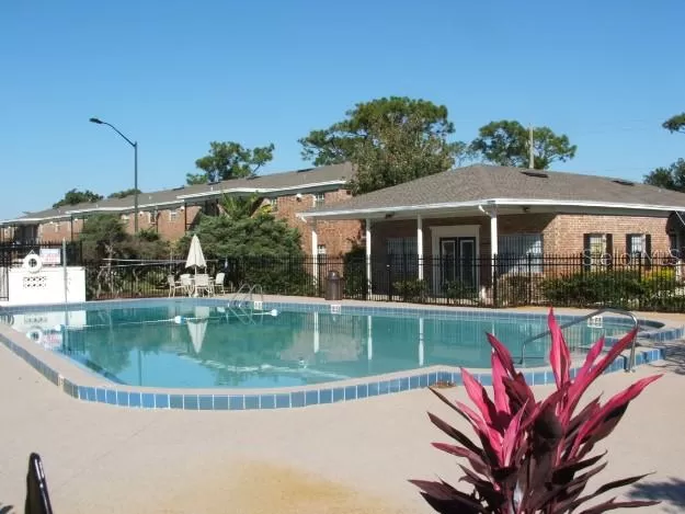 MLS: O6133218 Condo For Sale