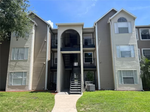 MLS: O6133512 Condo For Sale