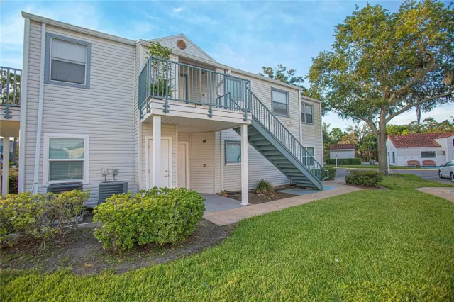 MLS: O6133514 Condo For Sale