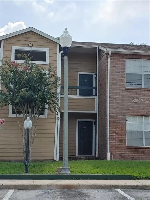 MLS: O6133561 Condo For Sale