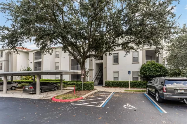 MLS: O6133907 Condo For Sale