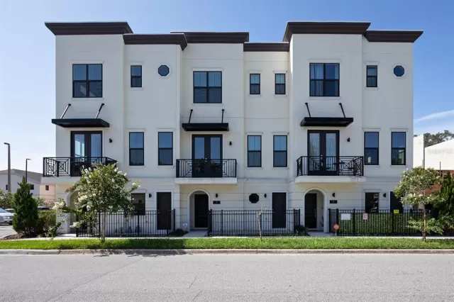 MLS: O6134261 Condo For Sale