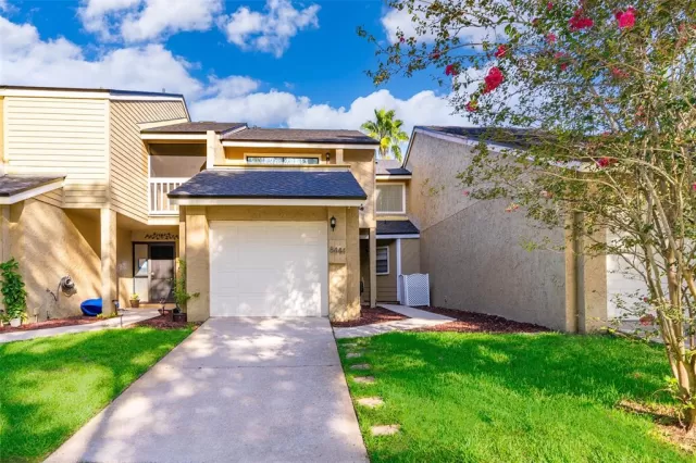 MLS: O6134322 Condo For Sale