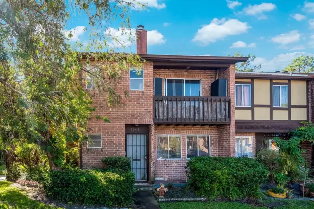 MLS: O6134398 Condo For Sale