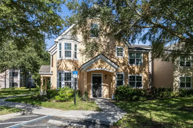 MLS: O6135126 Condo For Sale