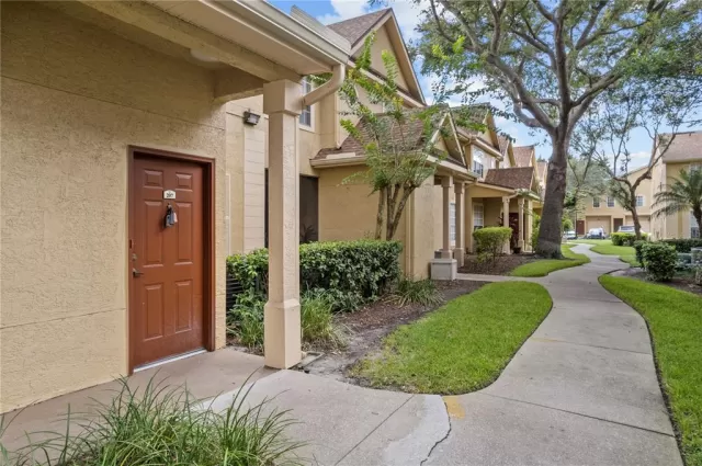 MLS: O6135309 Condo For Sale