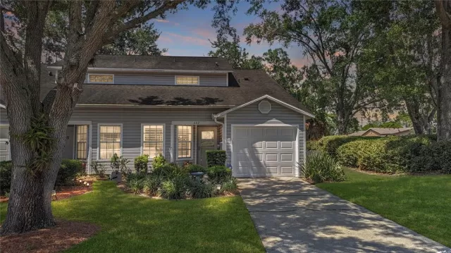 MLS: O6135341 Condo For Sale