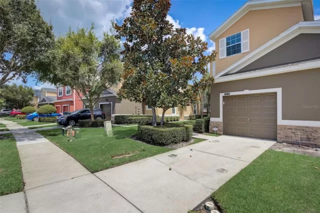 MLS: O6135375 Condo For Sale