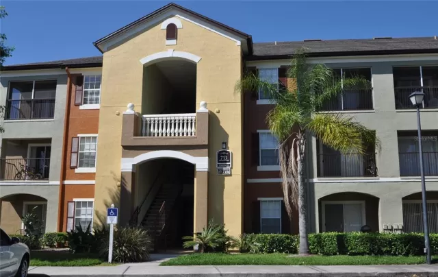 MLS: O6135605 Condo For Sale