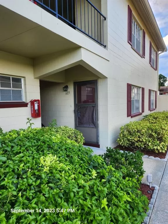 MLS: O6135663 Condo For Sale