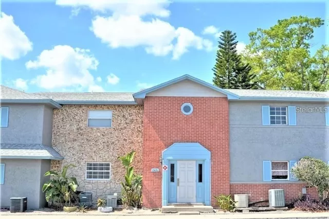 MLS: O6135670 Condo For Sale