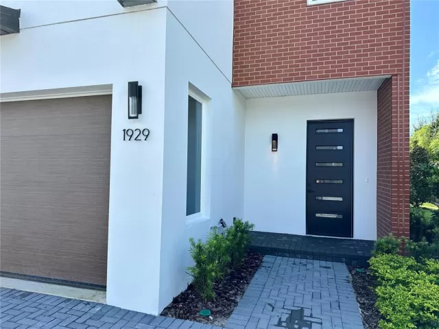 MLS: O6135942 Condo For Sale