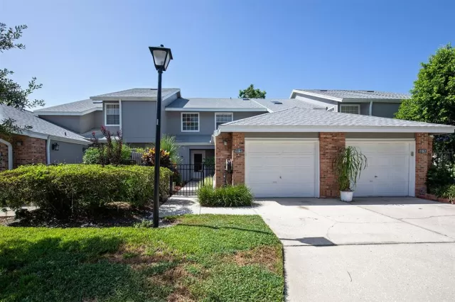 MLS: O6136087 Condo For Sale