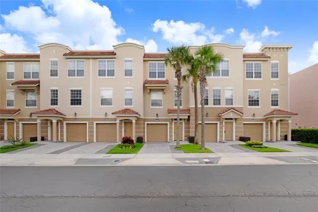 MLS: O6136202 Condo For Sale