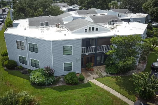 MLS: O6136331 Condo For Sale