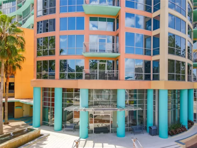 MLS: O6136672 Condo For Sale