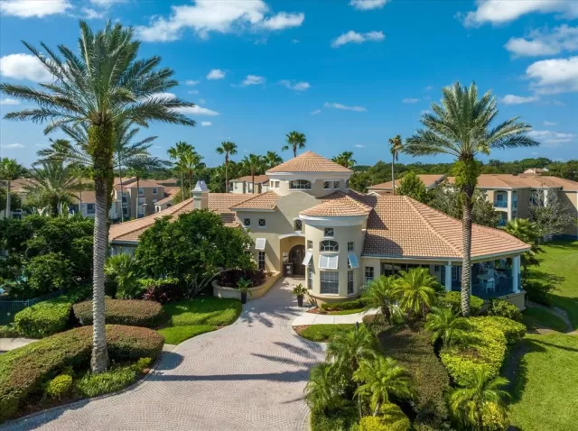 MLS: O6137046 Condo For Sale