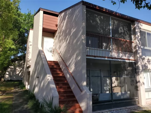 MLS: O6137140 Condo For Sale