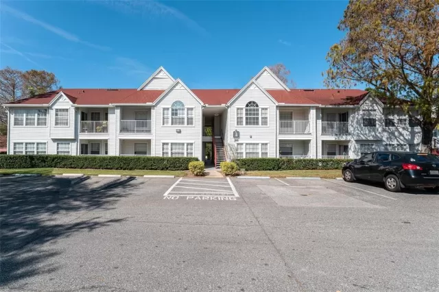 MLS: O6137543 Condo For Sale