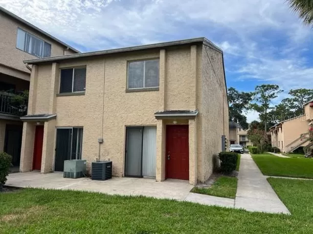 MLS: O6138311 Condo For Sale