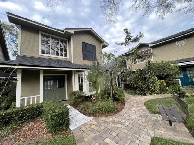 MLS: O6138461 Condo For Sale