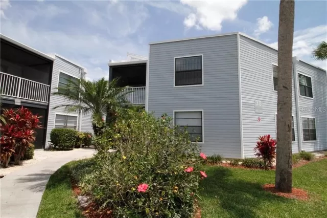 MLS: O6138745 Condo For Sale