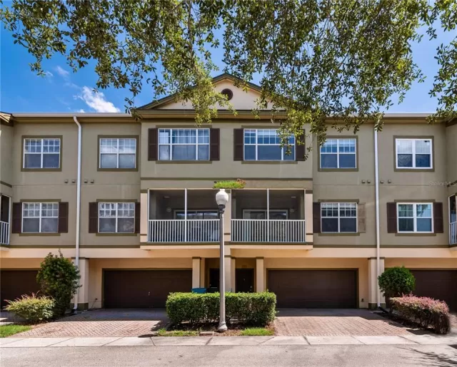 MLS: O6139189 Condo For Sale