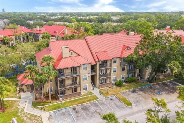 MLS: O6139346 Condo For Sale