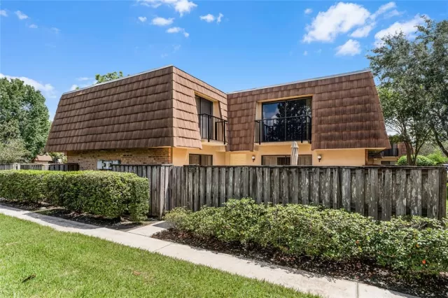 MLS: O6139627 Condo For Sale