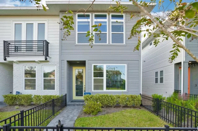 MLS: O6139832 Condo For Sale