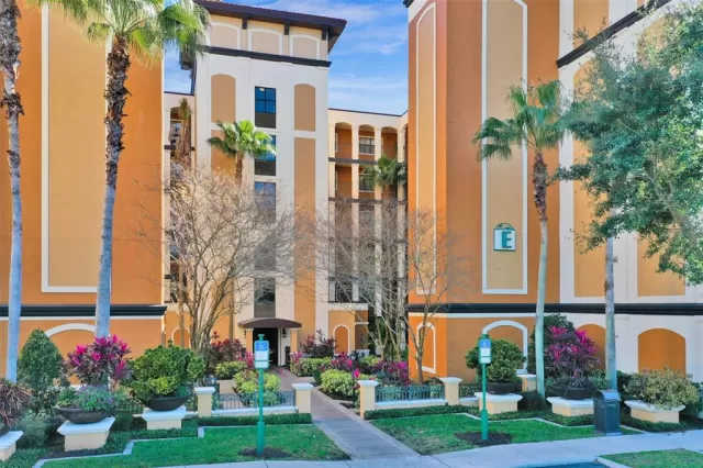 MLS: O6140478 Condo For Sale