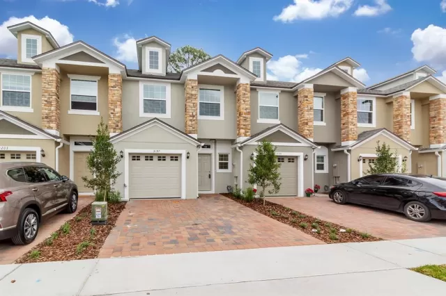 MLS: O6141483 Condo For Sale