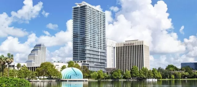 MLS: O6141543 Condo For Sale