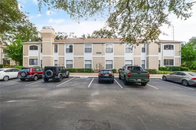 MLS: O6141894 Condo For Sale