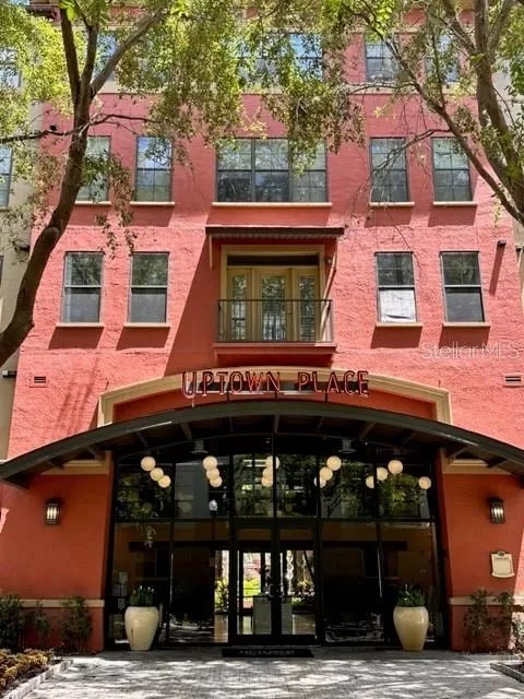 MLS: O6142016 Condo For Sale