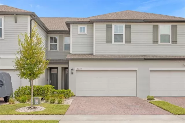 MLS: O6143280 Condo For Sale