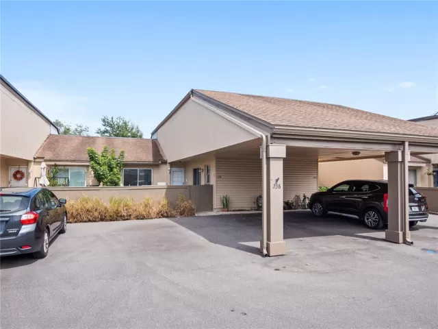 MLS: O6144362 Condo For Sale