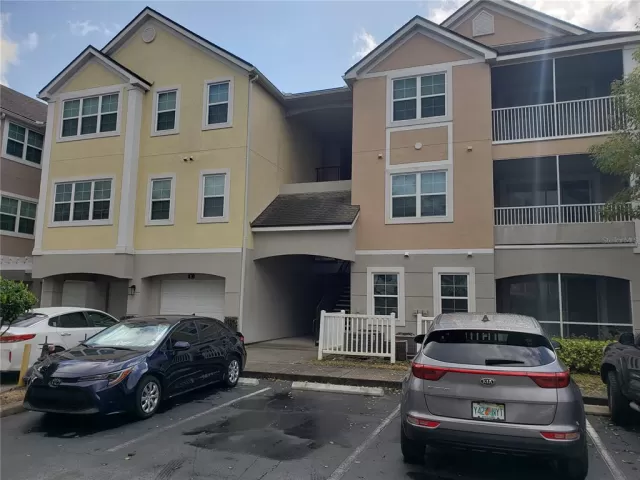 MLS: O6144976 Condo For Sale