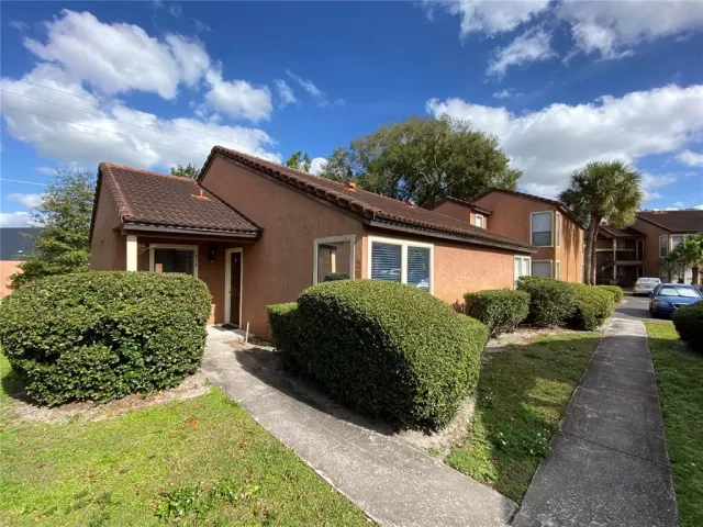 MLS: O6145389 Condo For Sale