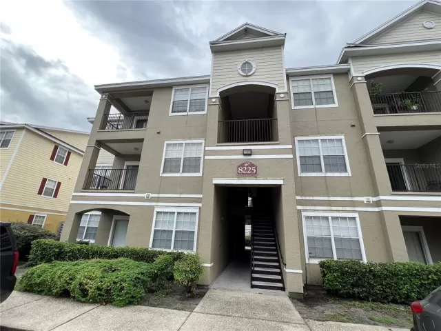 MLS: O6145526 Condo For Sale