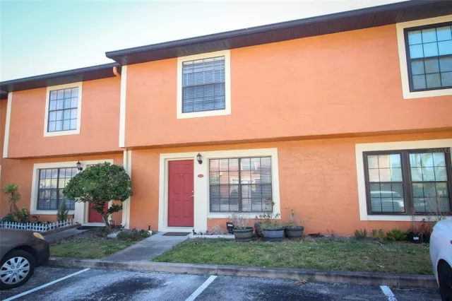 MLS: O6146182 Condo For Sale