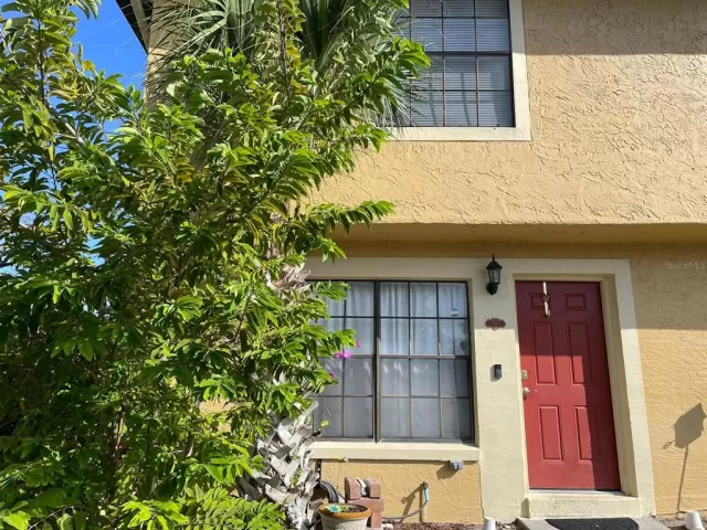 MLS: O6147247 Condo For Sale