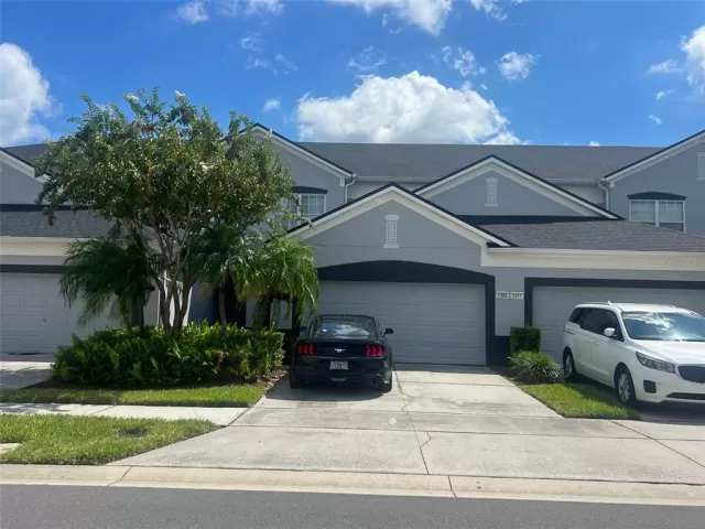 MLS: O6147421 Condo For Sale