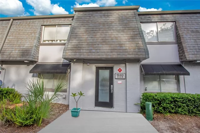 MLS: O6147715 Condo For Sale