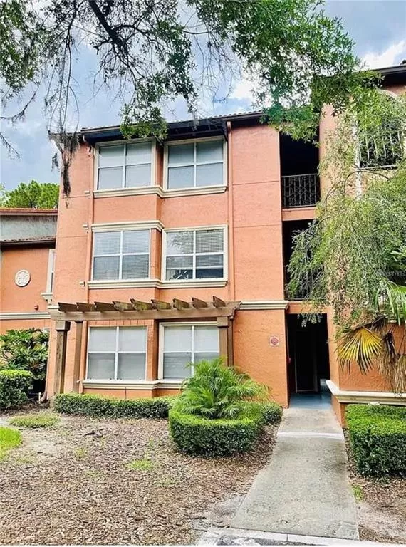 MLS: O6147855 Condo For Sale