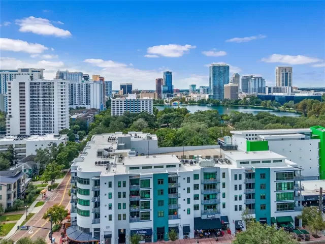 MLS: O6148194 Condo For Sale