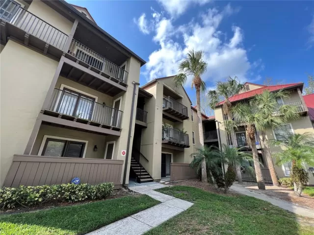 MLS: O6148703 Condo For Sale