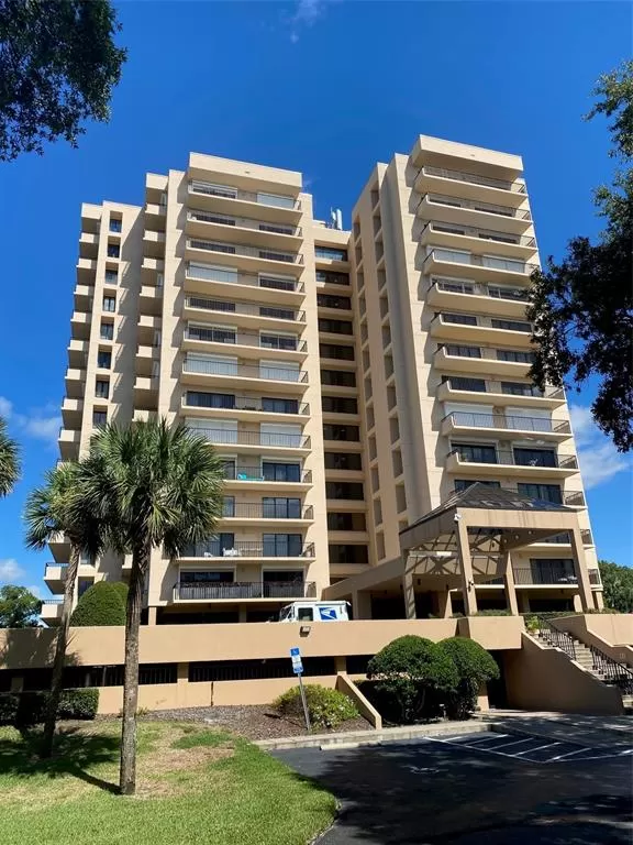 MLS: O6148850 Condo For Sale